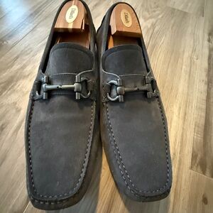 Salvatore Ferragamo Gancini Bit Grey Suede Drivers